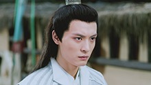 子潇被大当家看上被迫成婚
