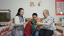 单手撑起公益梦的“折翼天使”张超凡